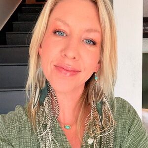 Meet your Posher, Annie